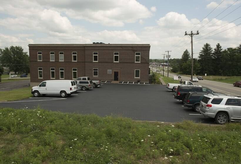 Отель Bridges Inn & Extended Stay Suites