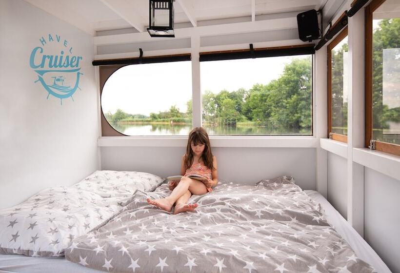 هتل Havel Cruiser   Hausboot Flöße Mit Stil