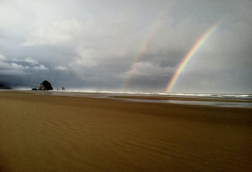 هتل Land's End At Cannon Beach