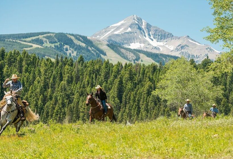 فندق Lone Mountain Ranch