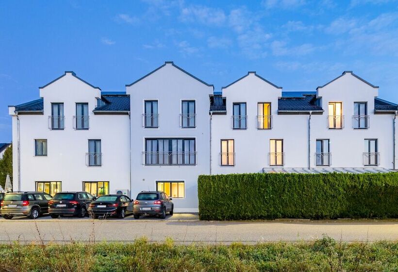 ホテル Meridian   Landshut