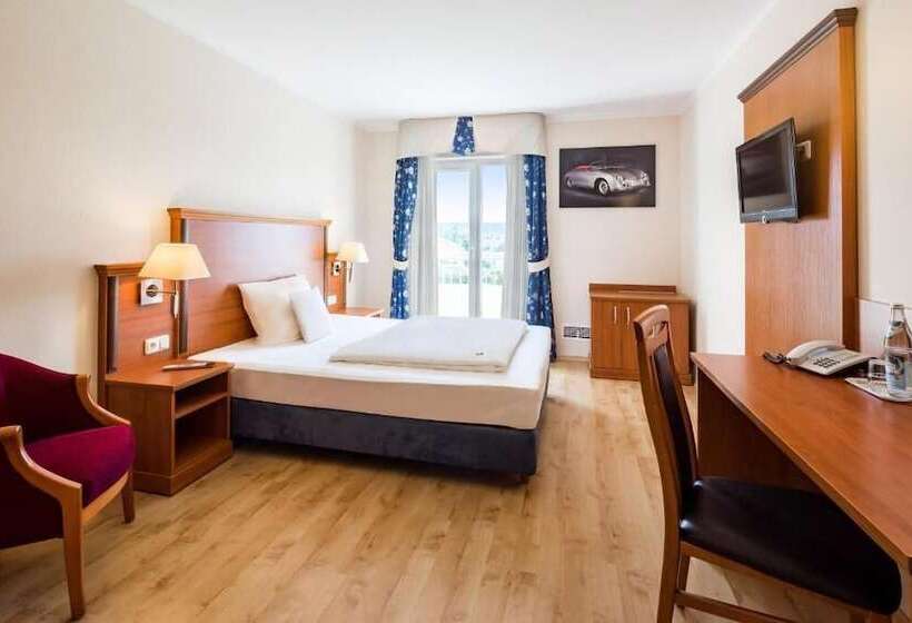 ホテル Meridian   Landshut