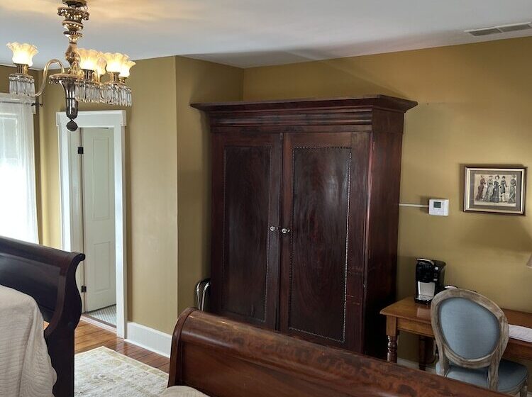 هتل The Buxton Inn