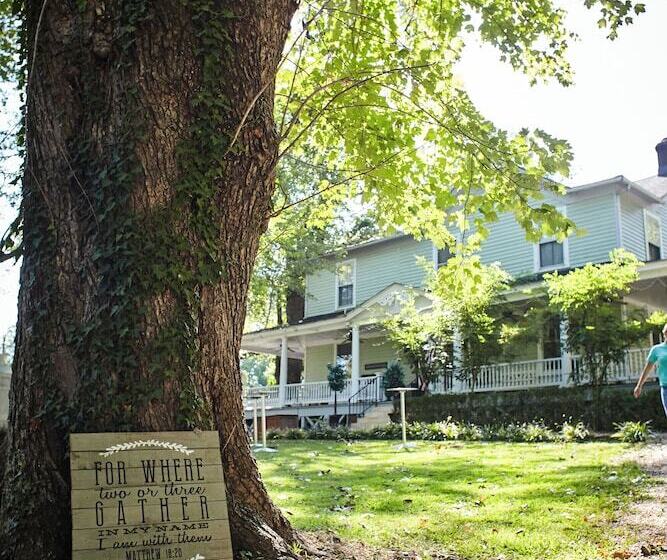 膳宿费 Greenock Manor