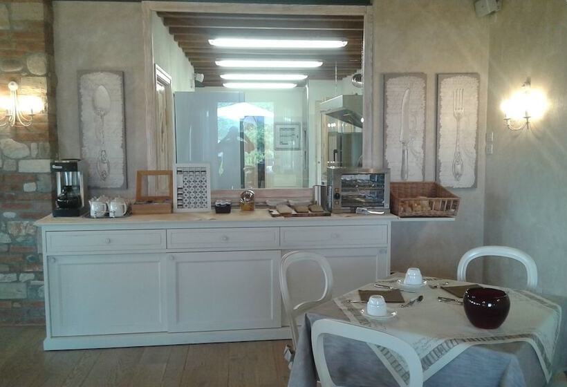 ペンション Relais Mondotella