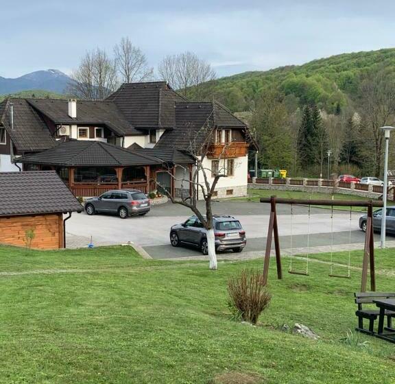پانسیون Villa Knezevic