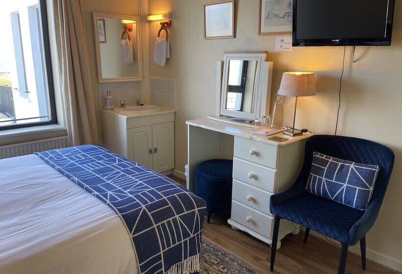 مبيت وإفطار Teach Cruachán Large Group Holiday Home