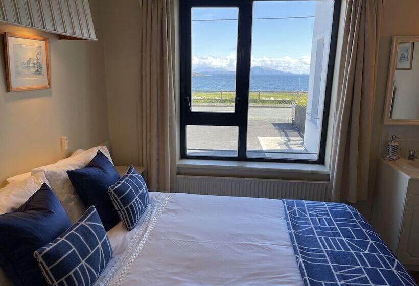 مبيت وإفطار Teach Cruachán Large Group Holiday Home