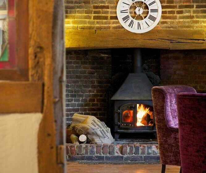 The Queen's Inn