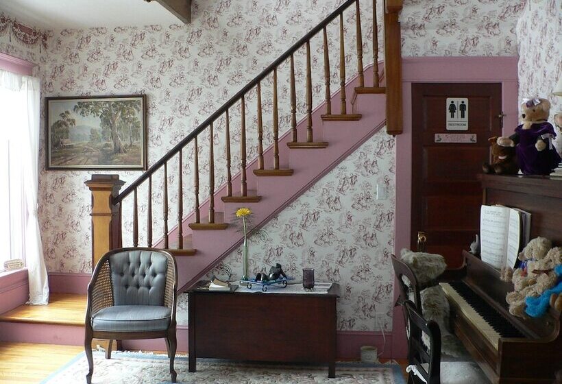 مبيت وإفطار Jubilee Cottage Inn