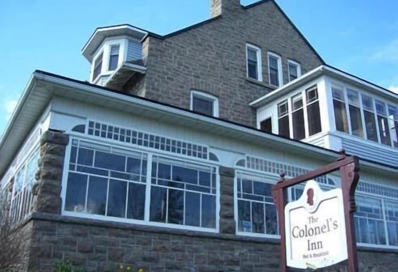 مبيت وإفطار The Colonel's Inn
