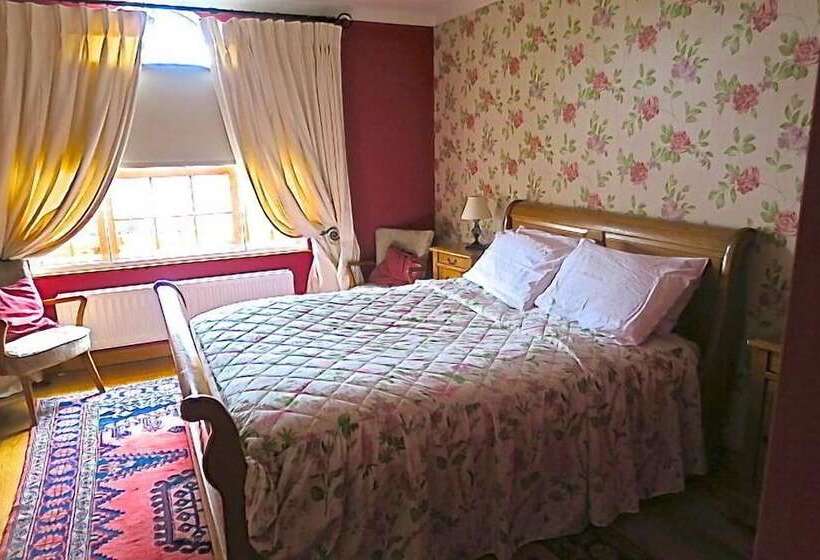 مبيت وإفطار Tirconaill Lodge