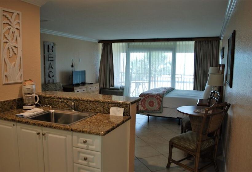 בית מלון כפרי Anna Maria Island Dream Inn