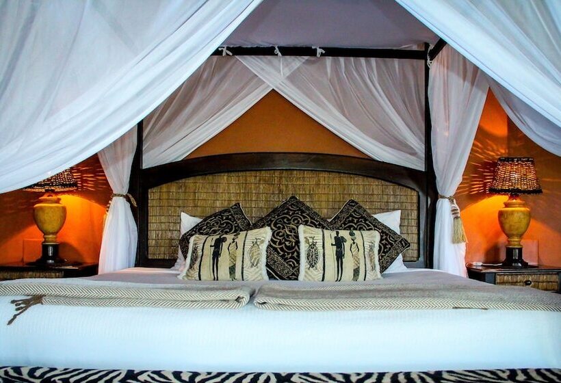 Отель Thula Thula Game Lodge