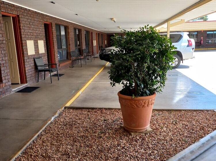 모텔 Macintyre Motor Inn
