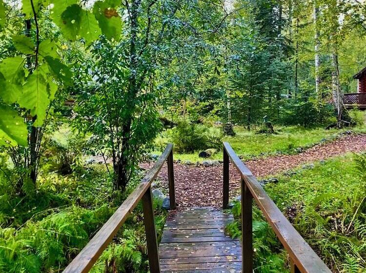بنسيون Meandering Moose Lodging