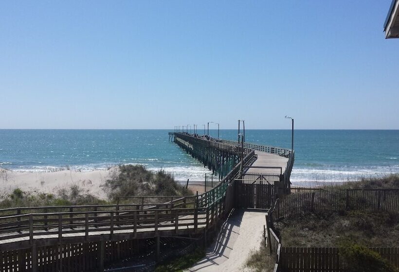 Seaview Pier And Motel