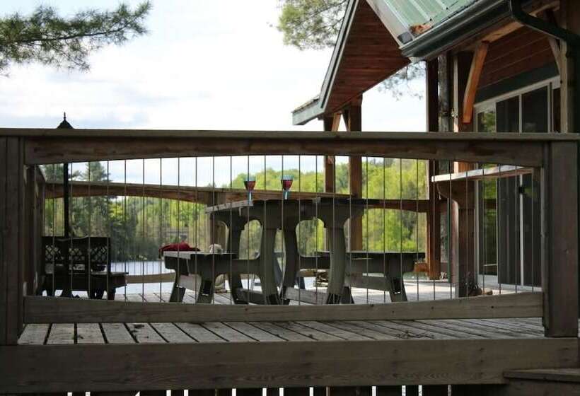 Sunny Rock B&b Haliburton