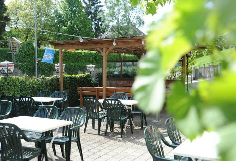 ベッドアンドブレックファースト Gasthaus Pension Fischerkeller
