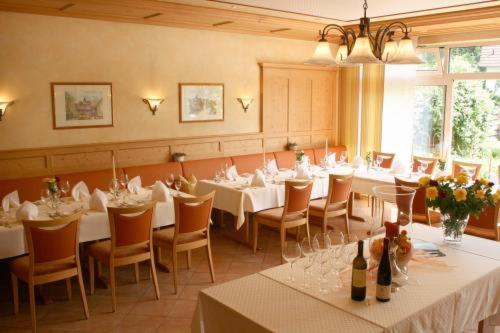 فندق Dernbachtal