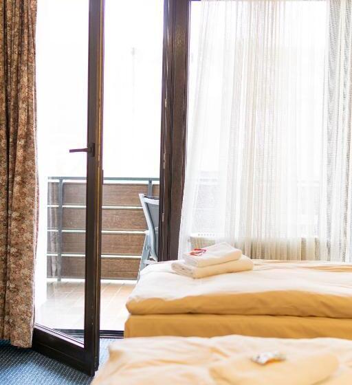 Отель Kelkheimer Hof