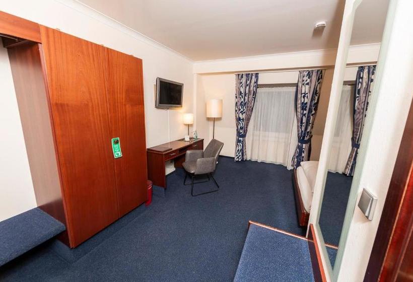 فندق Königshof Bed And Breakfast