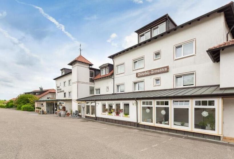 ホテル Restaurant Südpfalz Terrassen