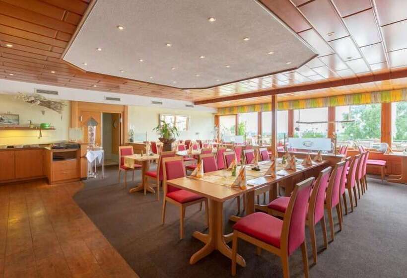 ホテル Restaurant Südpfalz Terrassen