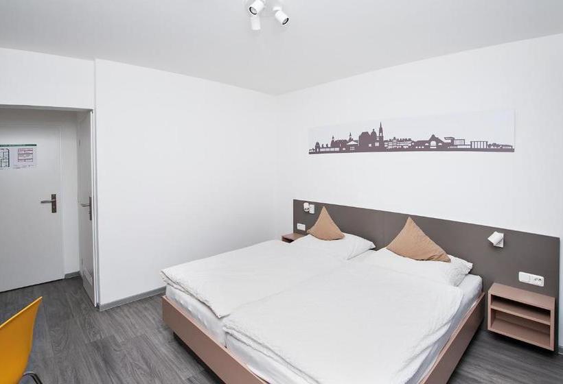 هتل Stadtnah Am Bahnhof