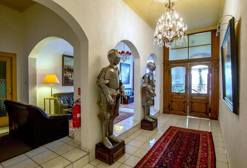 בית מלון כפרי Adler