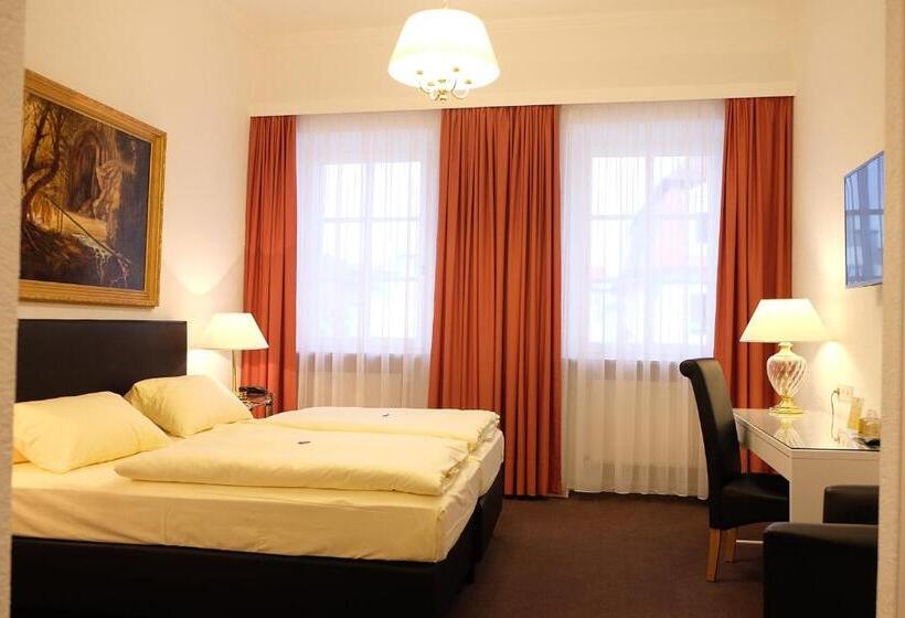 בית מלון כפרי Adler