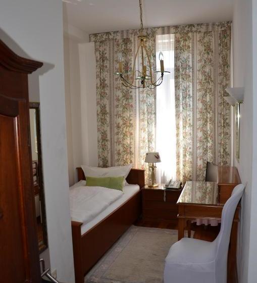 בית מלון כפרי Masell