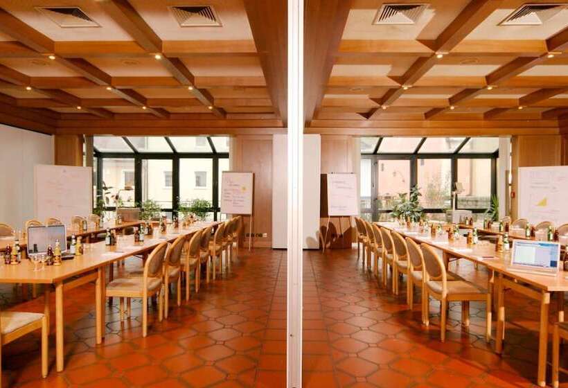 Отель Randsbergerhof