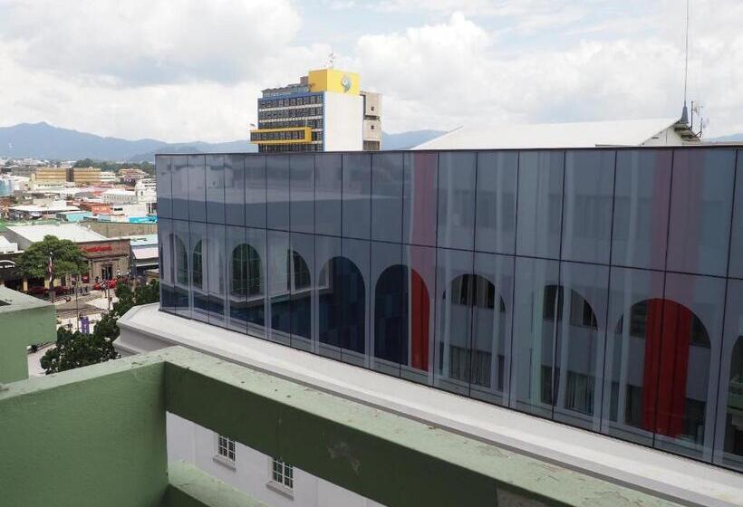 Nuevo Maragato Hotel & Hostel