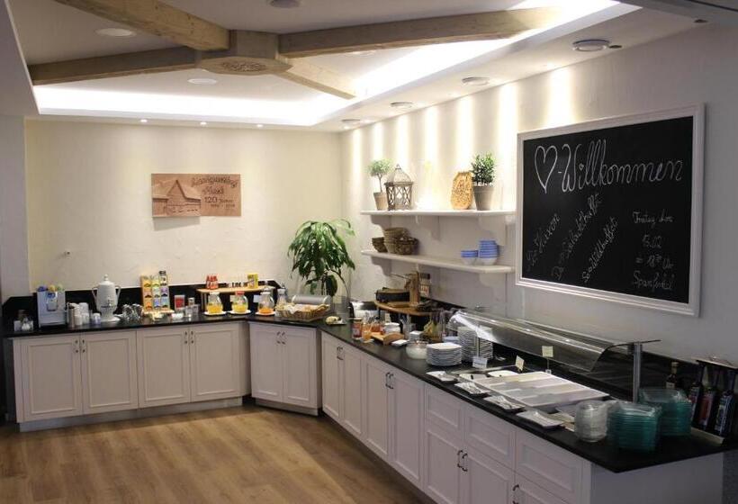 膳宿费 Landgasthof Hock