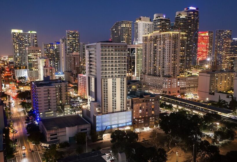 فندق Atwell Suites Miami Brickell By Ihg