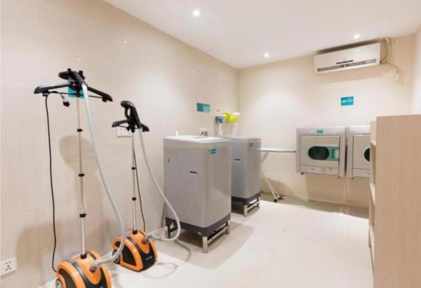 호텔 City Comfort Inn Guigang Zhongshan High Speed Railway Station