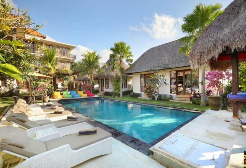 فندق Kandahill Bali