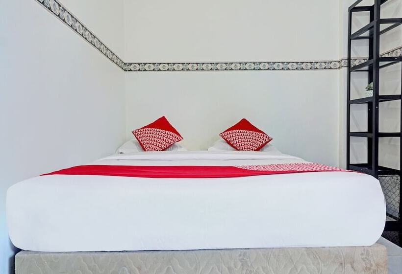 هتل Oyo 90260 Bumi Merpati Residence