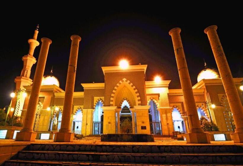 هتل Oyo 90260 Bumi Merpati Residence