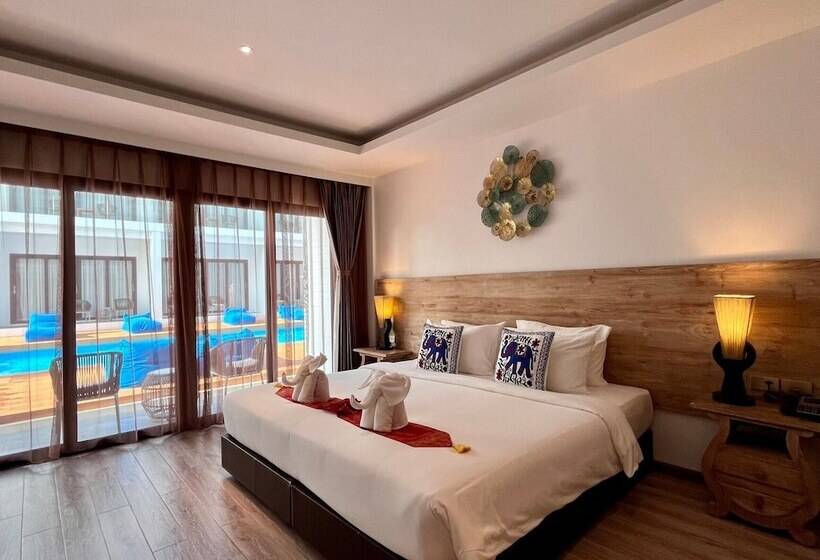 هتل Royal Yao Yai Island Beach Resort