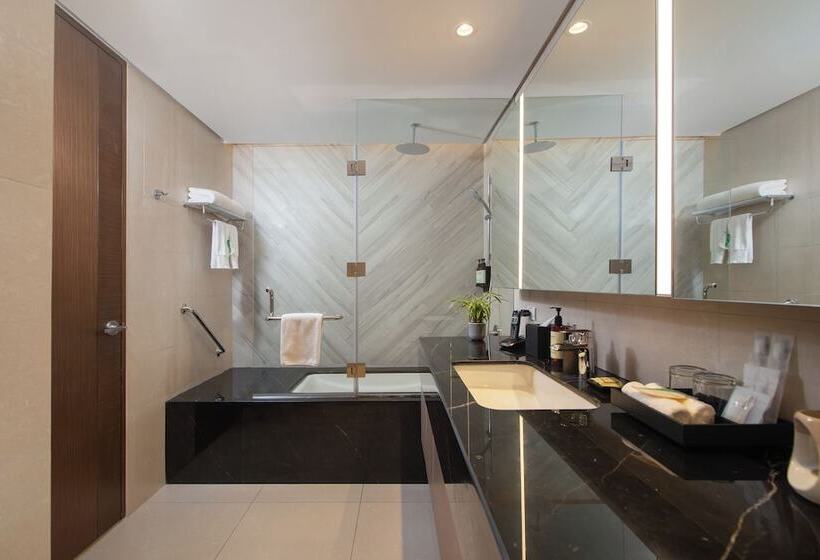 בית מלון כפרי Somerset Central Salcedo Makati