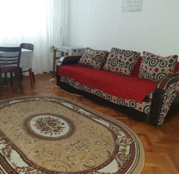 Apartamentul Ema