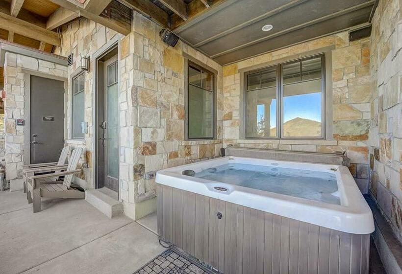 Blackstone At The Canyons By Avantstay Stunning Views 5 Minutes To Park City Mountain Ski Lift