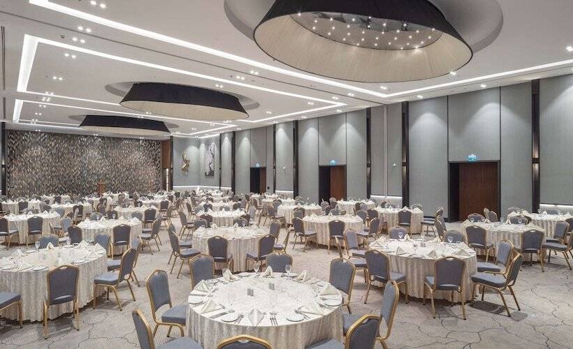 هتل Doubletree By Hilton Canakkale