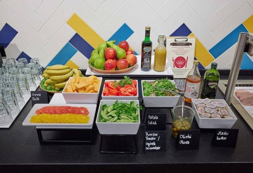 בית מלון כפרי Hampton By Hilton Poznań Swarzędz