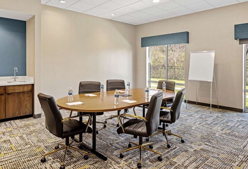 호텔 Hampton Inn & Suites Cincinnati West