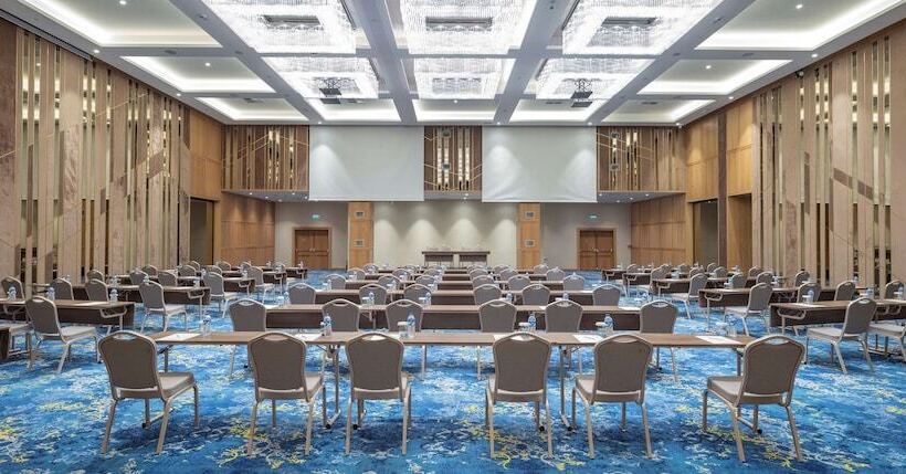 هتل Hilton Garden Inn Erzurum