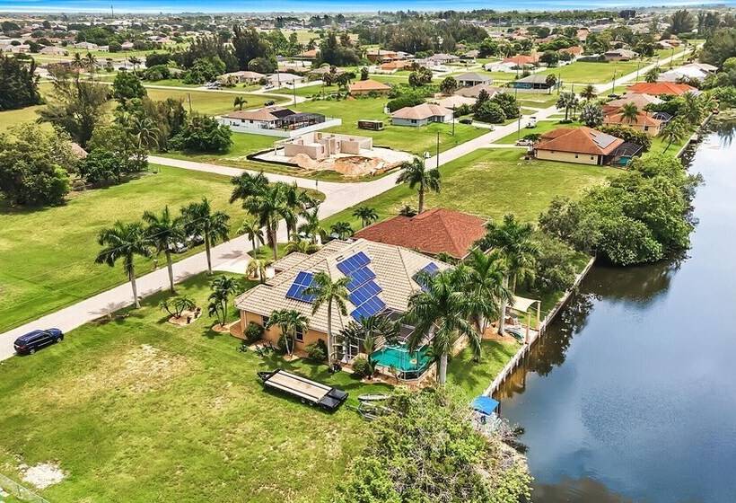 Villa Victoria