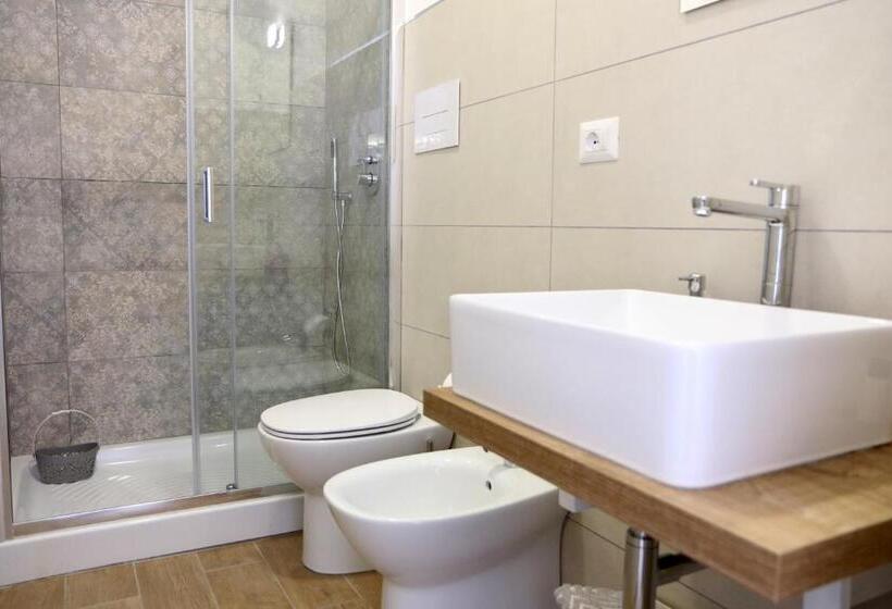 تختخواب و صبحانه Antares Rooms